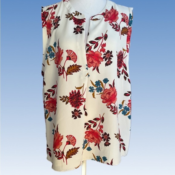 LOFT Tops - LOFT Floral Print Blouse - Cream and pink size 20 brand new